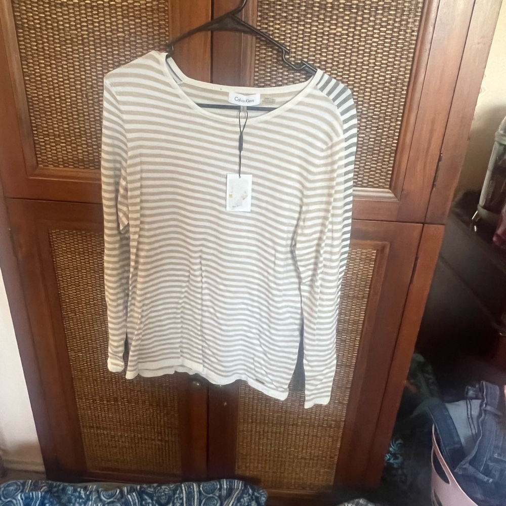 Women’s Top